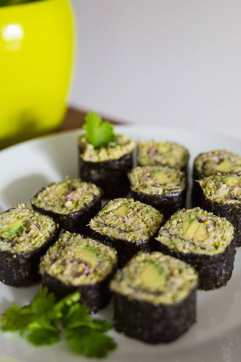 Broccoli maki rolls